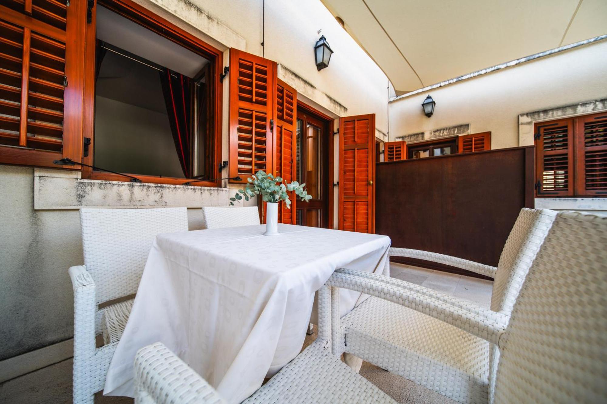 Apartments Vila Riva 슬라노 외부 사진