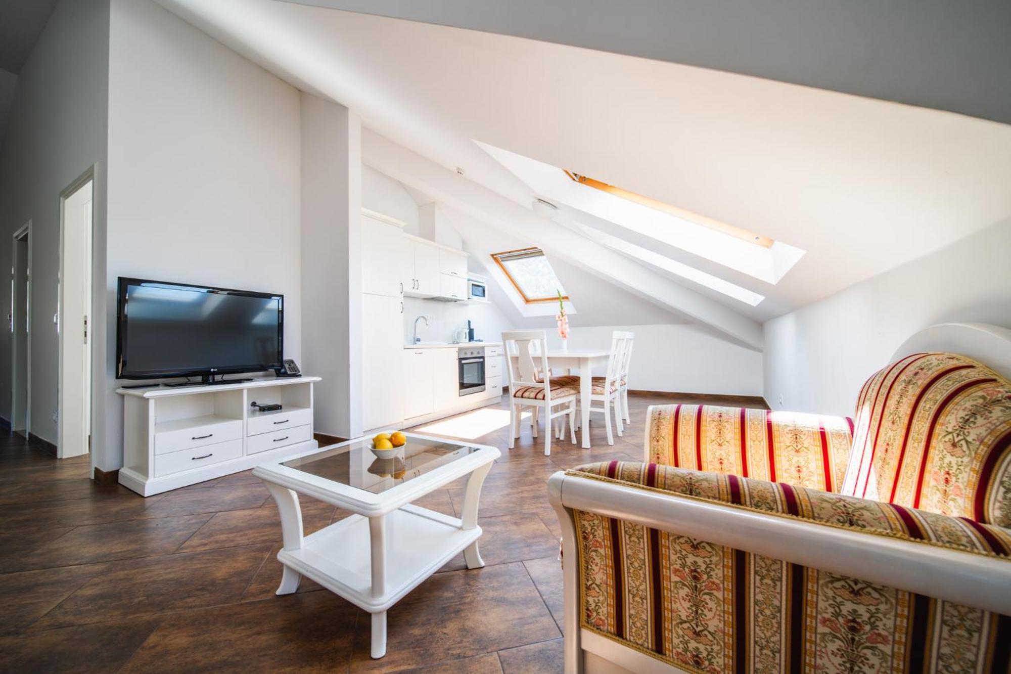 Apartments Vila Riva 슬라노 외부 사진