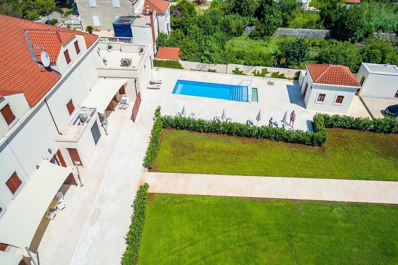 Apartments Vila Riva 슬라노 외부 사진